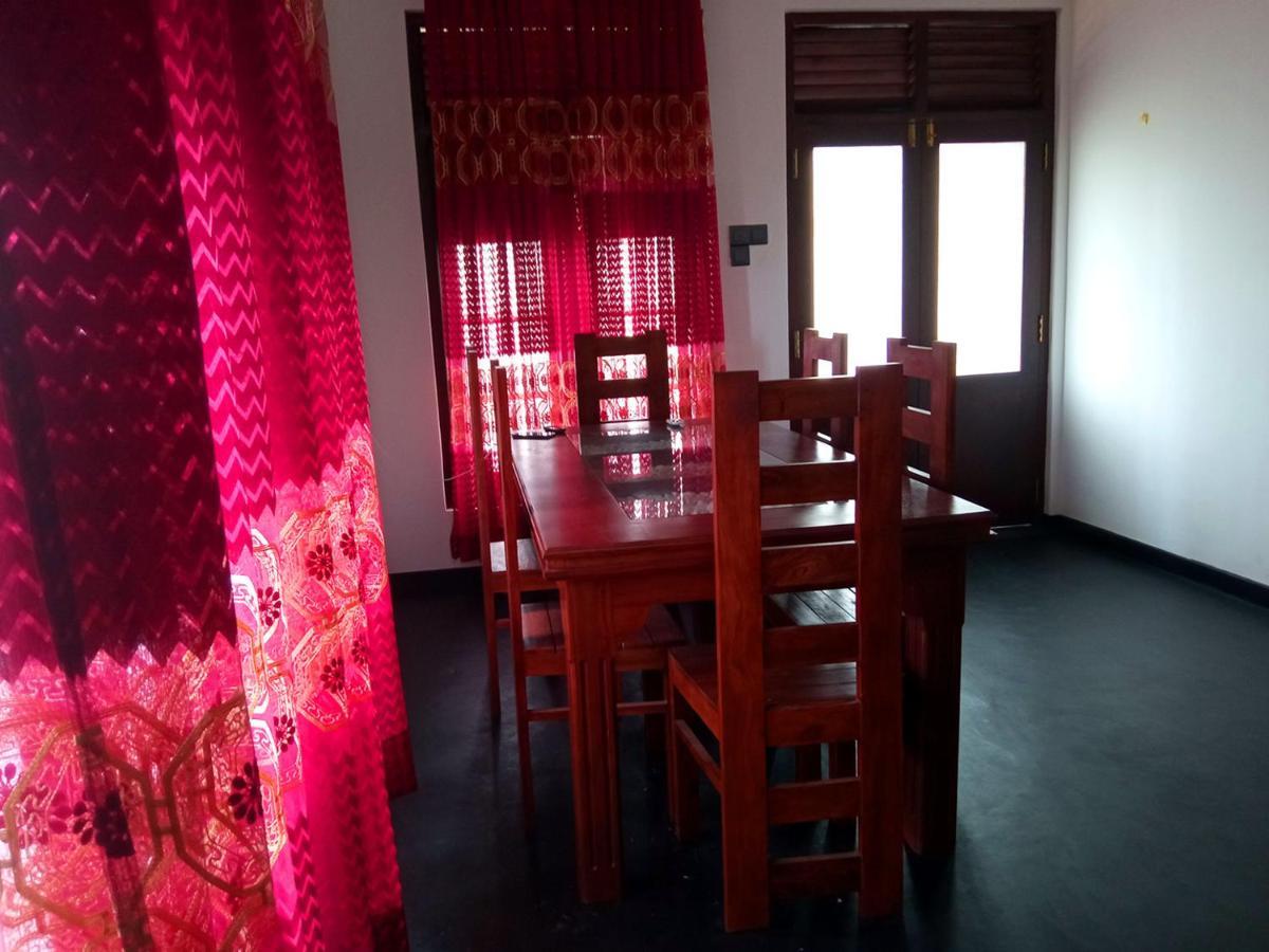 Muru'S Place Dikwella Luaran gambar